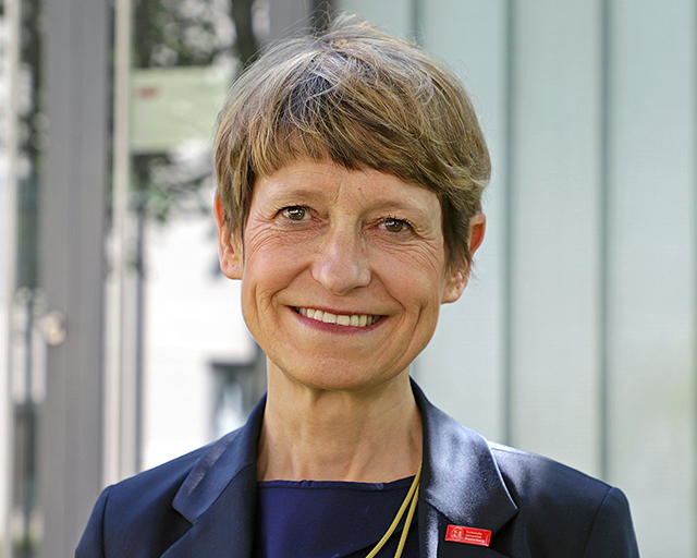 Prof. Dr. Angela Ittel, Member of the Board of Trustees of the Fraunhofer IST.