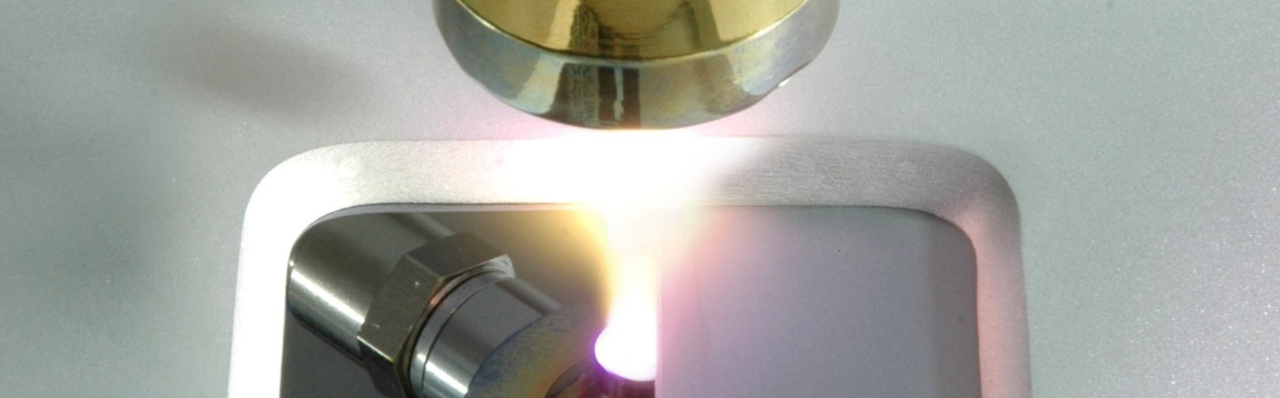 Coating deposition by cold plasma spraying at the Fraunhofer IST. 